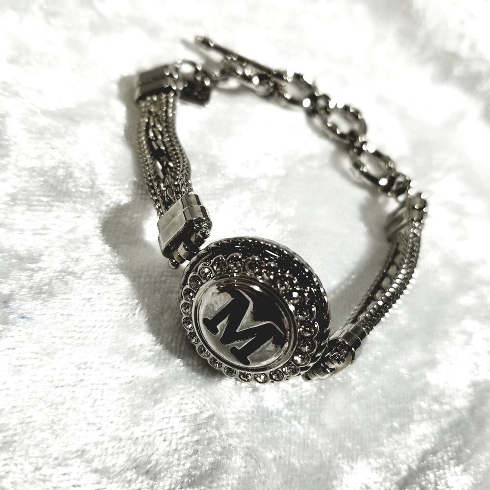 Ginger Snaps bracelet silver tone 7 1/2" 1.1662